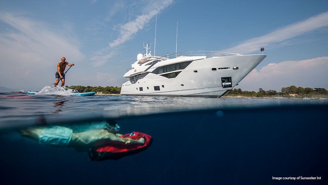 Sunseeker with stabilizing system reduce risk seasickness